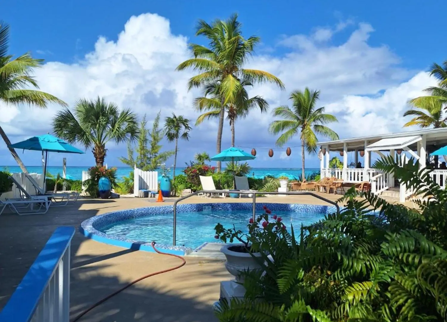 Sibonne Beach Hotel Grace Bay
