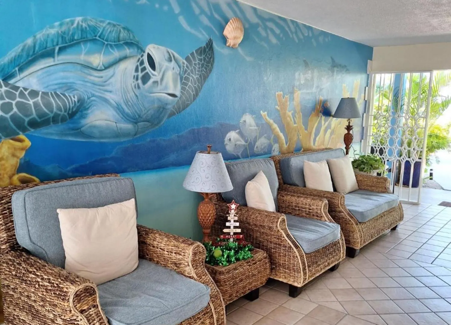 Sibonne Beach Hotel Grace Bay 3*,