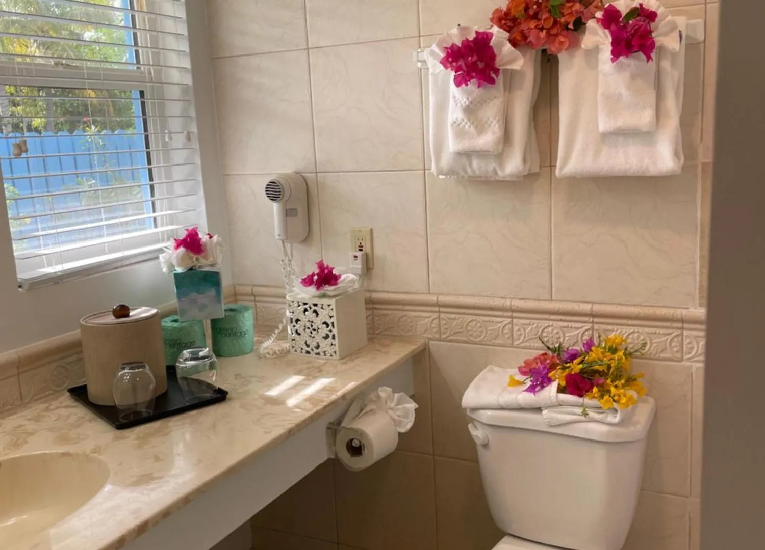 Sibonne Beach Hotel Grace Bay