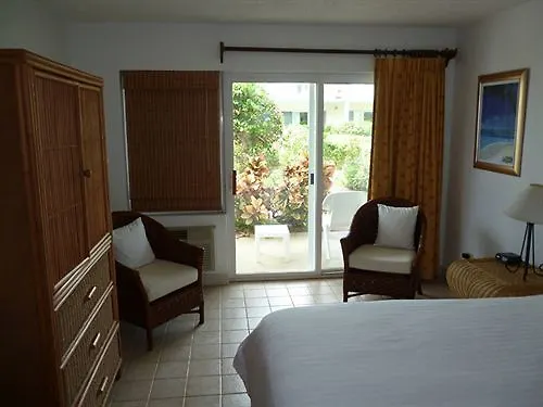 Sibonne Beach Hotel Grace Bay 3*,